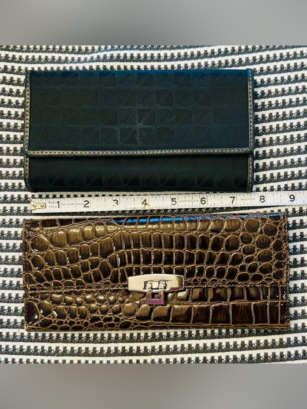 2 Wallets